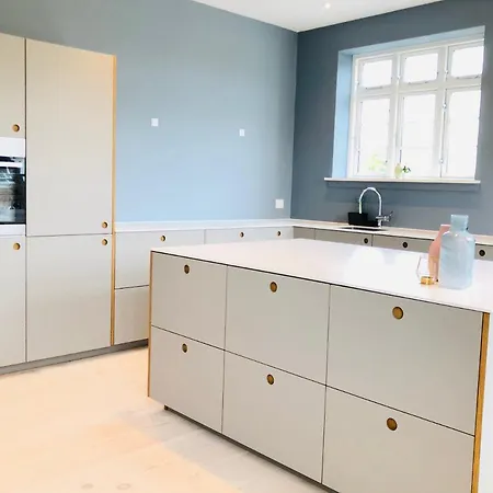 Aday - Modern Living - One - Center Bed & Breakfast