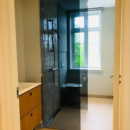 Bed & Breakfast Aday - Modern Living - One - Center